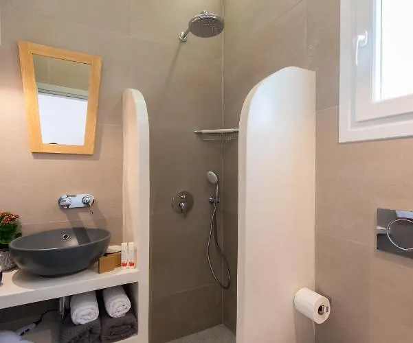 Aegean Harmony * Platis Gialos (Sifnos)