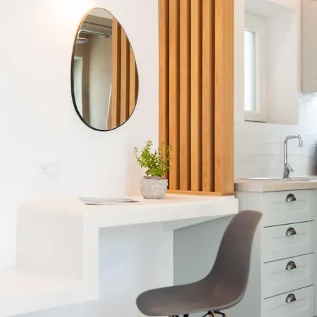 Aegean Harmony * Platis Gialos (Sifnos)