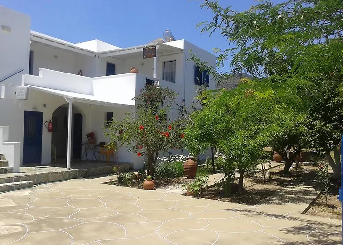 Aegean Harmony * Platis Gialos (Sifnos)